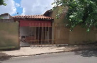 Casa com 2 Quartos e 1 Banheiro na Praia da Enseada
