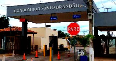 Casa 2 quartos com varanda, área construída 47,42m², terreno 150m²