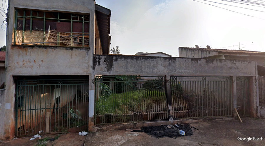 Casa residencial assobradada, 300m², desocupada