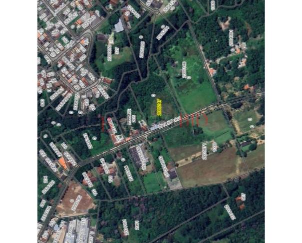 Casa e Galpão com 390,78m² construídos em terreno de 12.550m²