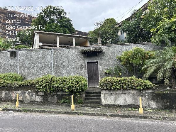 Casa ampla 265m², 4 quartos, 2 banheiros, 1 vaga