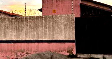 Casa Residencial em Mossoró com 3 Quartos