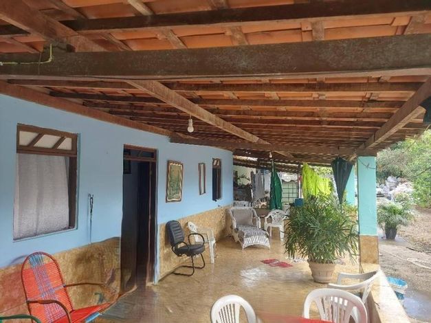 Casa 389m² c/ 1000m² Terreno, 1 Quarto, 2 Banheiros