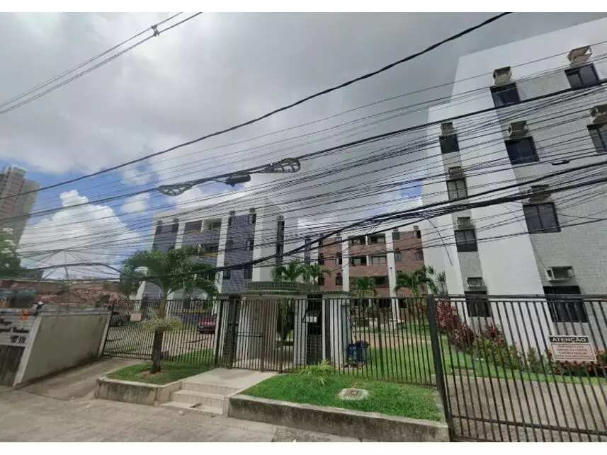 Apartamento com 1 vaga em Leilão - Várzea, Recife