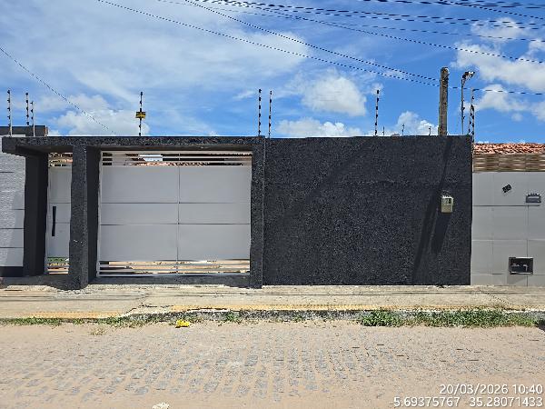 Casa com 2 quartos, 2 banheiros e 65,46 m²