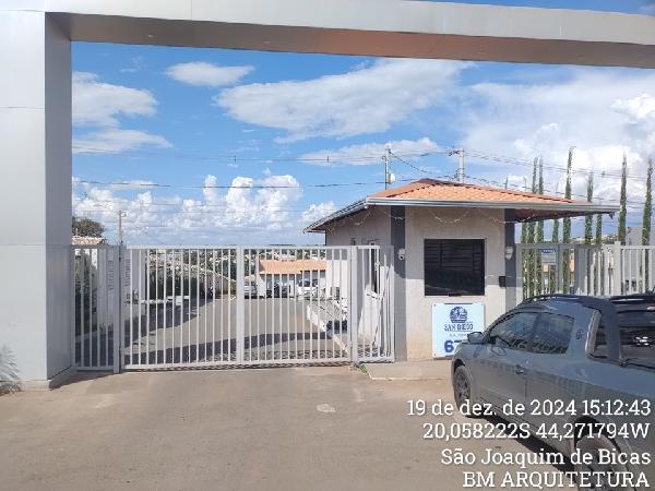 Casa 2 quartos, 1 banheiro, 161m² terreno, 54m² construída