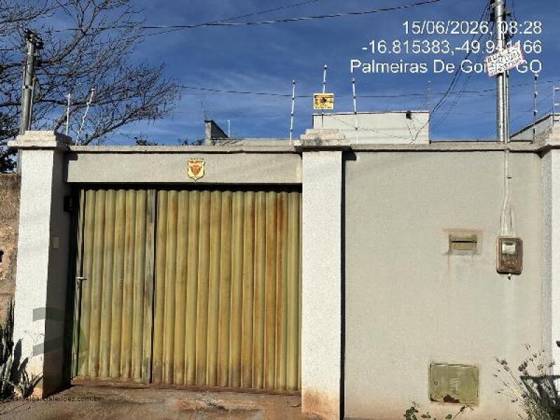 Casa com 2 Quartos e 1 Vaga em Palmeiras de Goiás