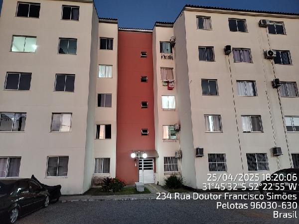 Apartamento 2 quartos, 1 banheiro, 1 vaga, 67m² total, desocupado