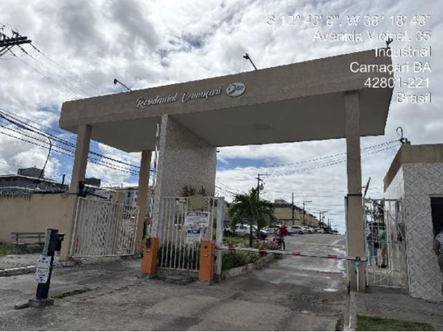 Apartamento com 2 quartos em Camaçari/BA