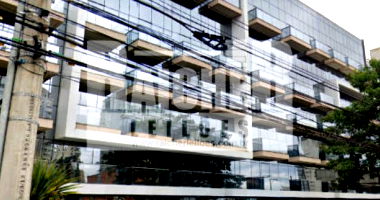 Conjunto Comercial com 1 Vaga em São Paulo - Alto de Pinheiros