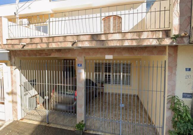 Casa 132m² Ocupada em Vila Galvão - Oportunidade de Investimento