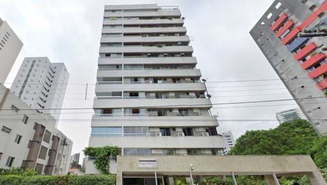 Apartamento com 3 quartos, 1 suíte, 2 vagas e 132m² útil
