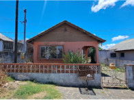 Casa de aproximadamente 124,23m² com 2 quartos e 1 banheiro