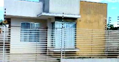 Casa com 2 quartos, 1 banheiro, vaga de garagem e 59,9m² privativos