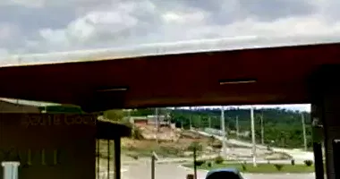 Casa em leilão com 4 quartos e 3 banheiros