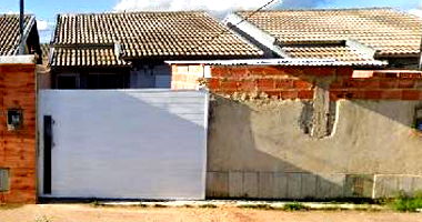 Casa com 2 quartos, 1 banheiro, 1 vaga e 51,4m² construída