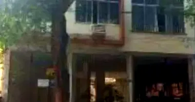 Apartamento padrão com varanda, 66m², ocupado