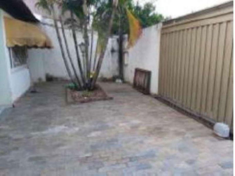 Casa urbana ocupada consolidada com matrícula 4332