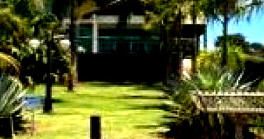 Casa com 246 m² e Apartamento com 165 m² em Porecatu e Londrina