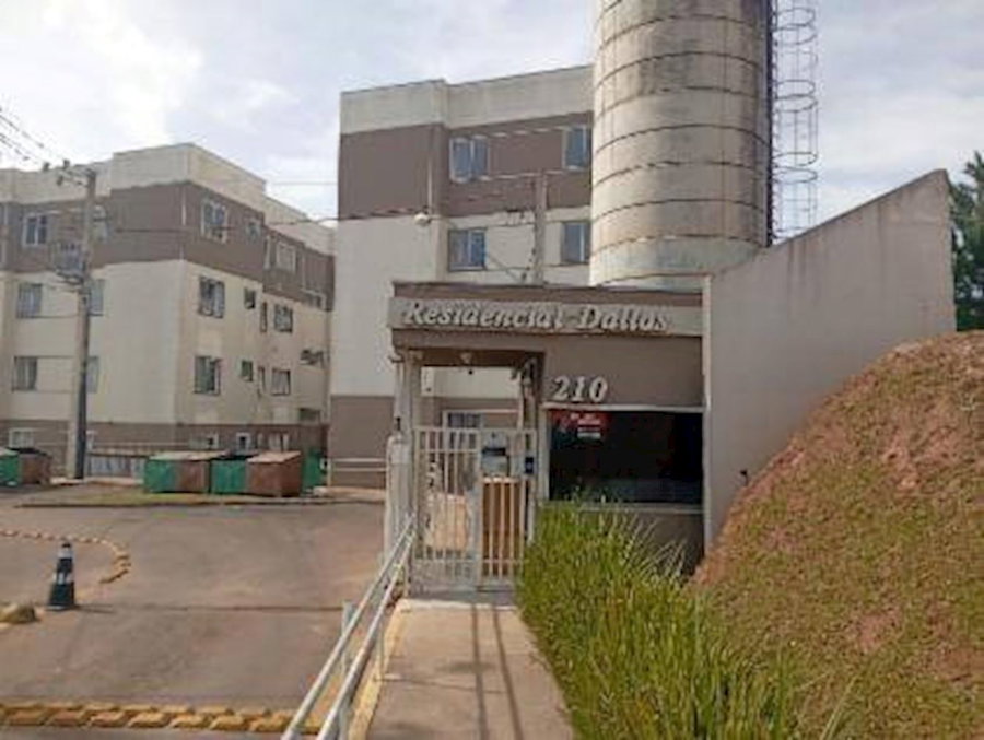 Apartamento com 2 quartos, 1 banheiro e 1 vaga de garagem