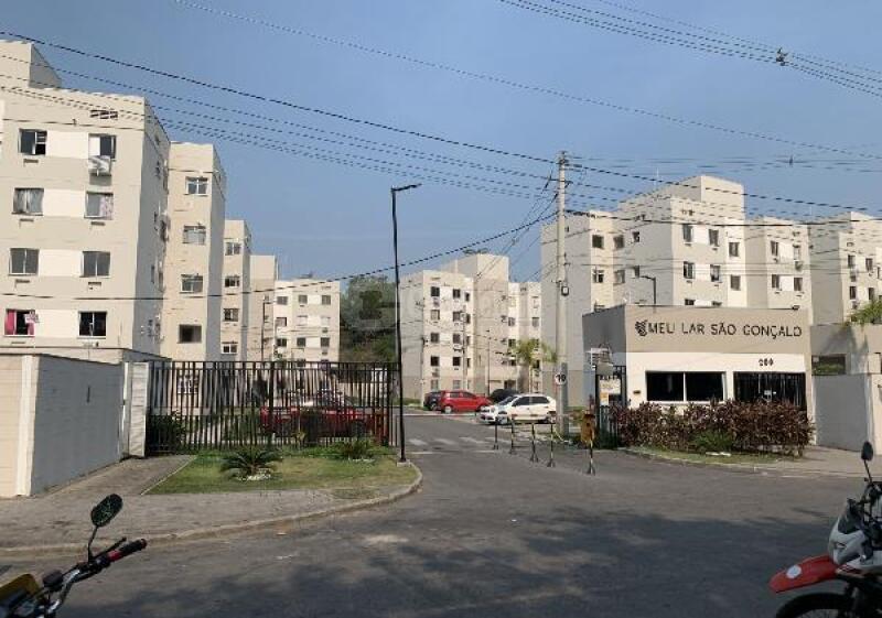 Apartamento em São Gonçalo com 2 Quartos e 1 Banheiro