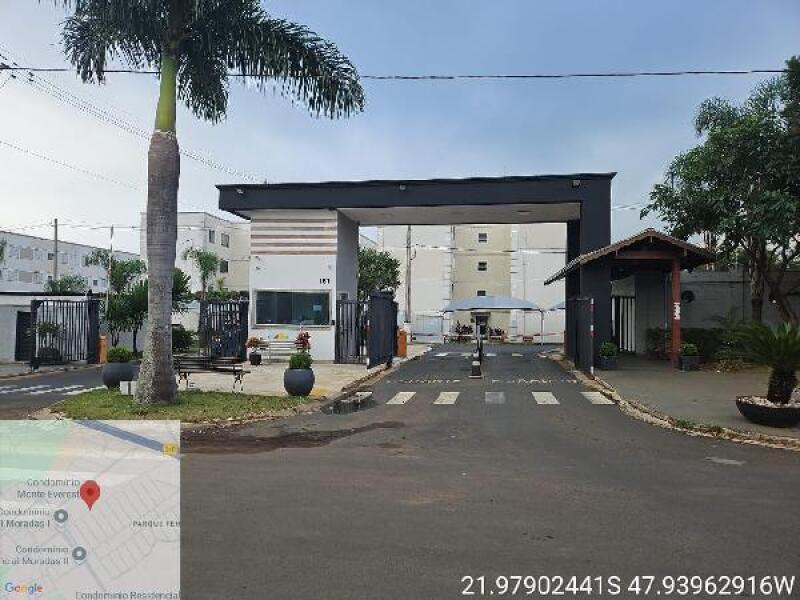 Apartamento com 2 quartos, 1 banheiro e 1 vaga
