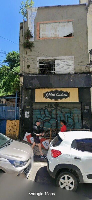 Sobrado com loja, 2 quartos e 21 m² construídos
