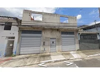 Casa ocupada com 161,09 m² construídos