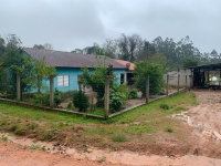 Fração de Terras com 155.427m², Casas e Estufas em Dom Feliciano/RS