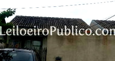 Casa com 2 quartos, 2 banheiros, 51,4m² e 1 vaga