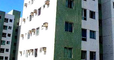 Apartamento padrão com 2 quartos, 1 banheiro e 1 vaga de garagem, ocupado
