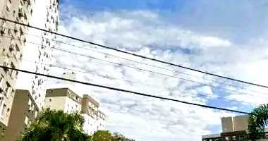 Apartamento com 1 banheiro e 1 vaga em leilão