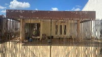 Casa Ocupada no Centro com 4 Quartos e 4 Banheiros