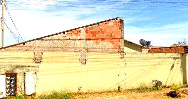 Casa aconchegante com 2 quartos, 1 banheiro e 1 vaga de garagem