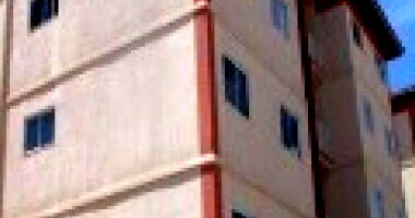 Apartamento com 2 quartos em Lauro de Freitas