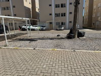 Box 108 em Condomínio Residencial Tarumans, 12,77m²