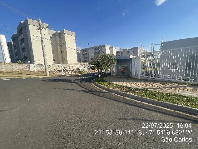 Apartamento com 2 quartos e 1 vaga em São Carlos