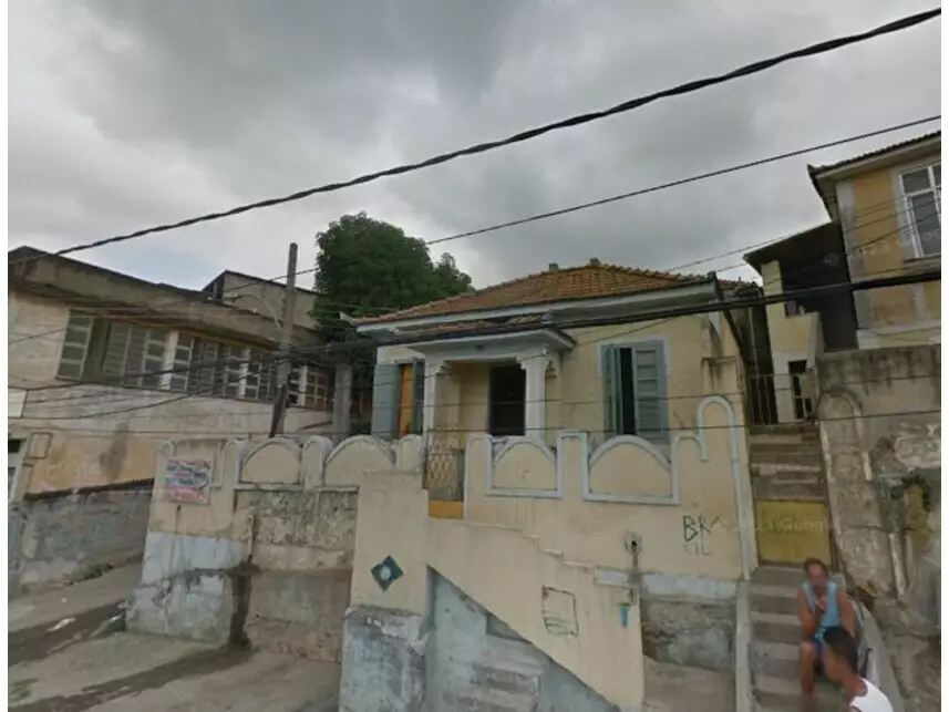 Casa Ocupada em Leilão com 68m² Construída