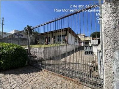 Residência Ocupada em Curitiba com 621,72m² de Terreno