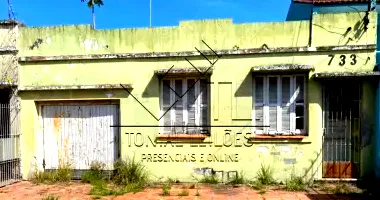 Casa em Pelotas com Terreno na Rua Rafael Pinto Bandeira