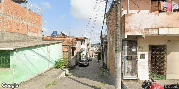 Apartamento com 2 Quartos e Área Privativa em Salvador