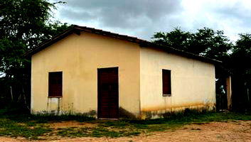 Terreno Urbano Desocupado em Tucano com 2.145 m²