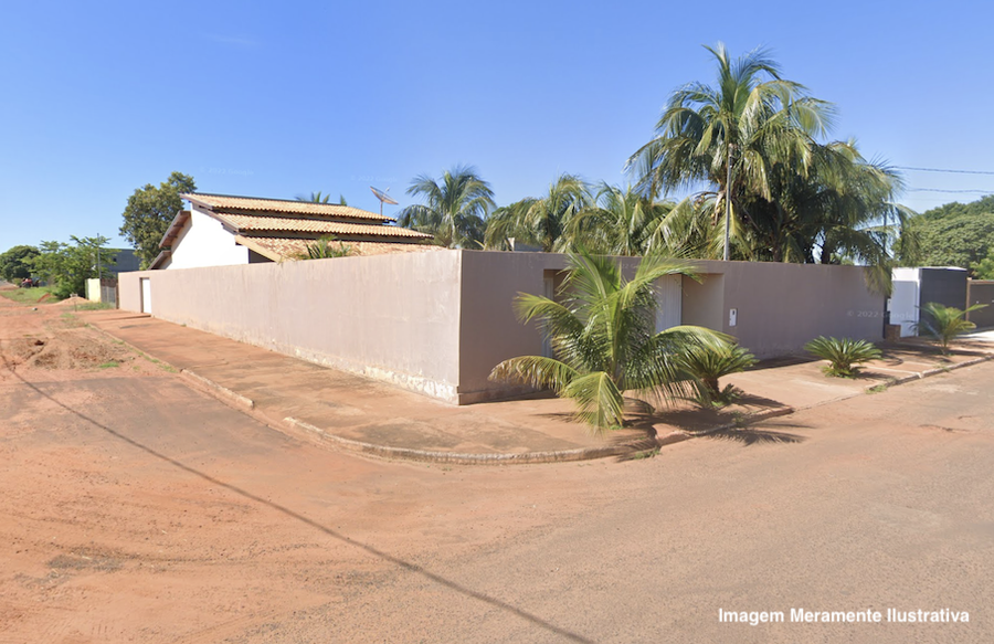 Casa com 3 quartos, 1 banheiro, piscina e 186,40m² construída