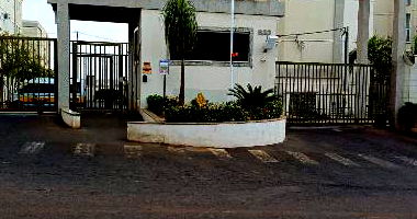 Apartamento com 2 Quartos e 1 Vaga em Uberaba