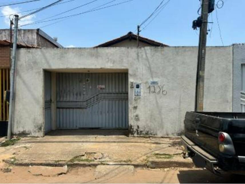 Casa Padrão Ocupada com 1 Vaga e 470m² em Imperatriz/MA