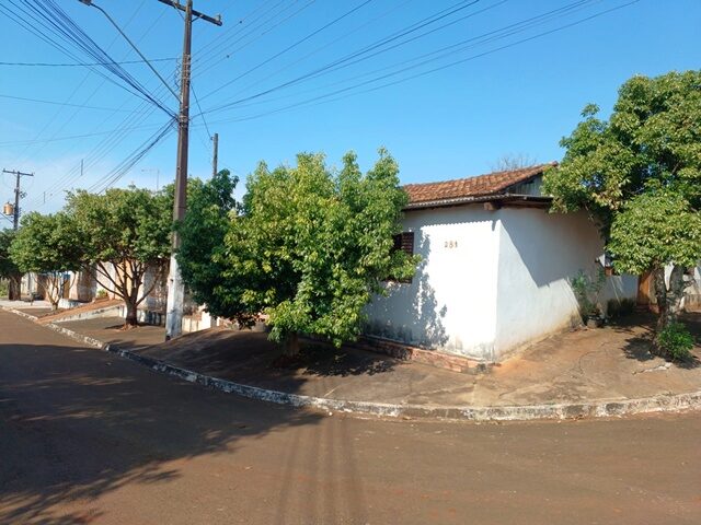 Lote 008 - Terreno com 532m² e 160m² Construída