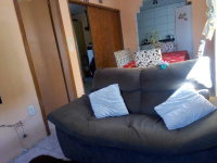 Casa ocupada com 3 quartos, 2 banheiros e 188,59 m²