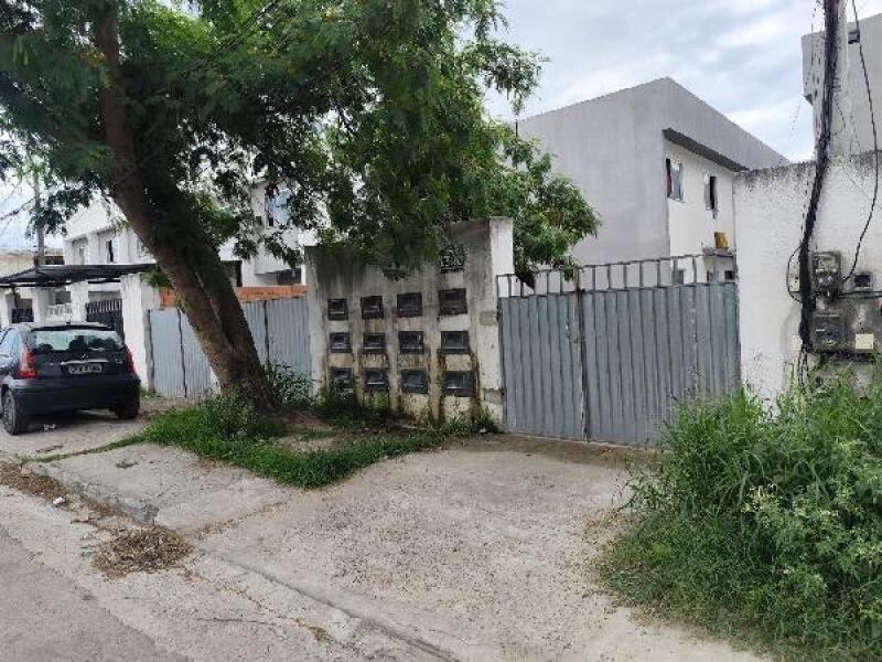 Casa com 2 quartos em São Gonçalo/RJ
