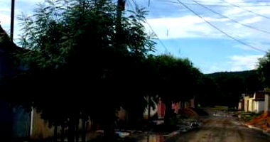 Casa Ocupada com 187m² de Área Construída em Santa Maria da Vitória - BA