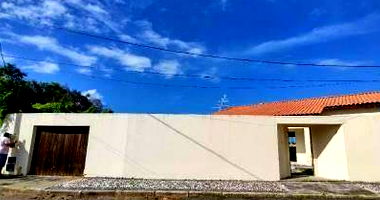 Casa com 2 quartos, 2 banheiros, 267 m² construídos